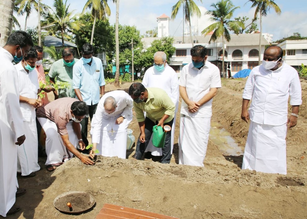  “സുഭിക്ഷ കേരളം  സുരക്ഷാപദ്ധതി ” അതിരൂപതാതല പ്രവർത്തന ഉദ്ഘാടനംകലൂർ, പൊറ്റക്കുഴി ചെറുപുഷ്പ ദേവാലയത്തിൽ വച്ച് നടന്നു.