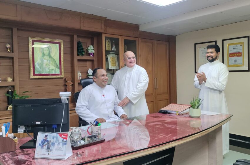  ലൂർദ് ആശുപത്രിയുടെ പുതിയ ഡയറക്ടറായി ഫാ. വിമൽ ഫ്രാൻസിസ് പണ്ടാരപ്പറമ്പിൽ ചുമതലയേറ്റു