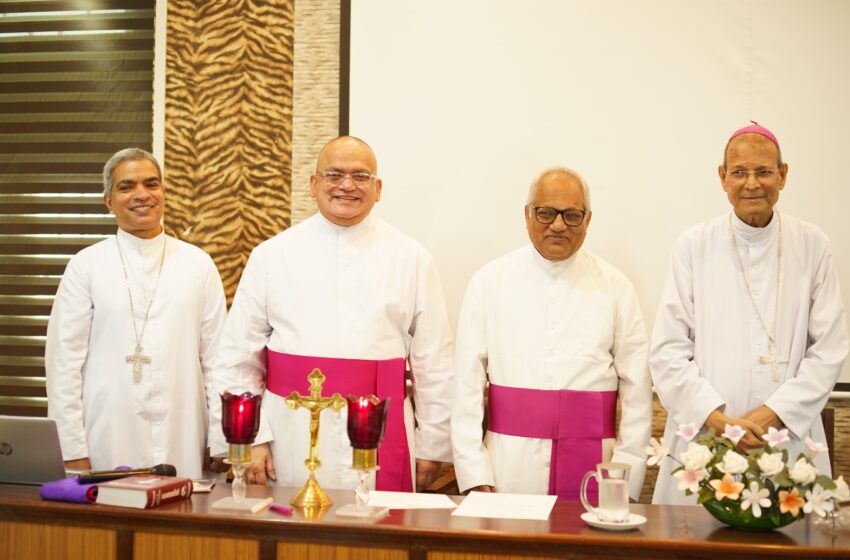  പേപ്പൽ ബഹുമതി ലഭിച്ചു.